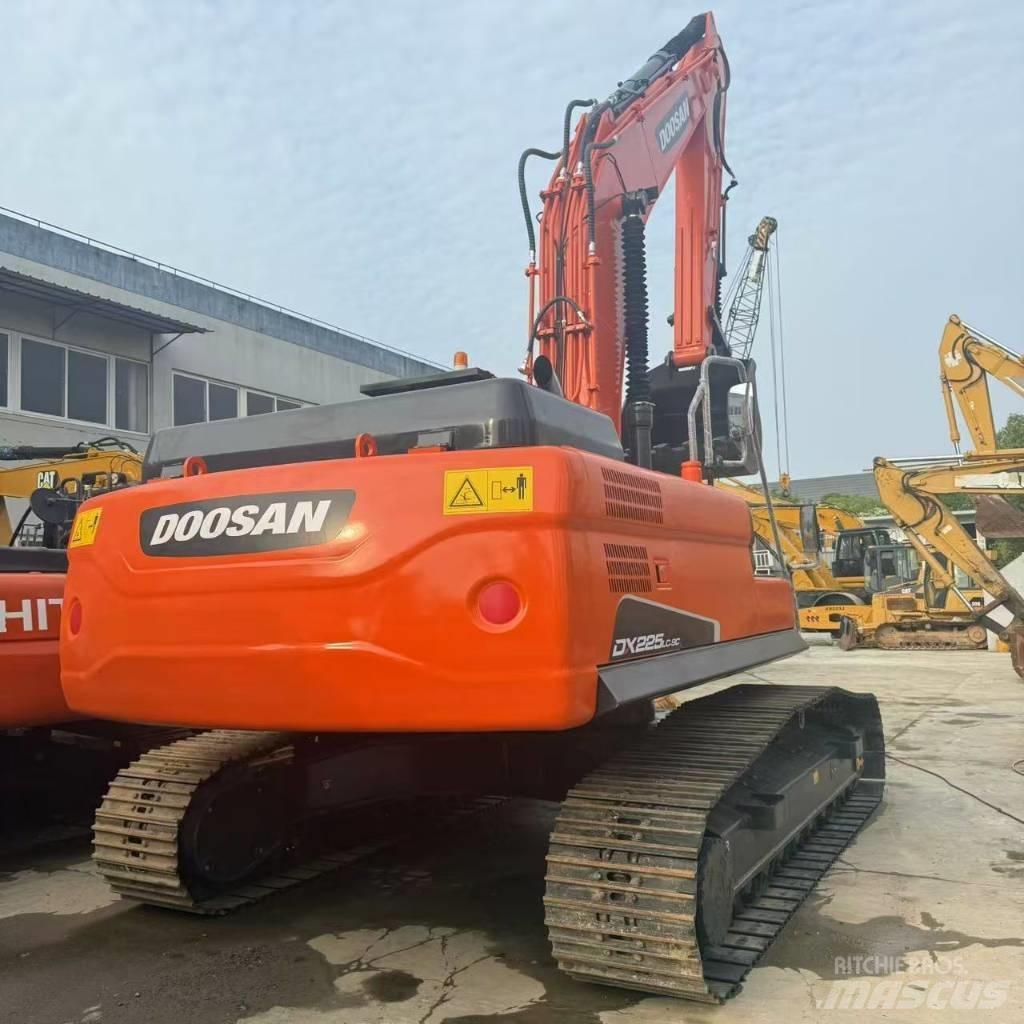 Doosan DX225LC-9C Midigravere 7 - 12t
