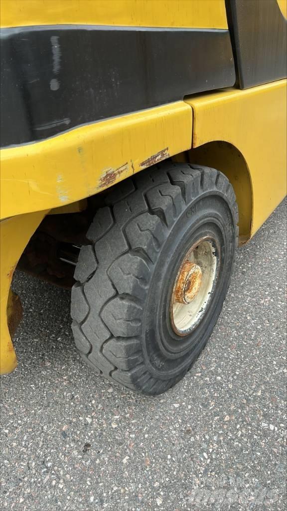 Yale GDP30VX Diesel Trucker