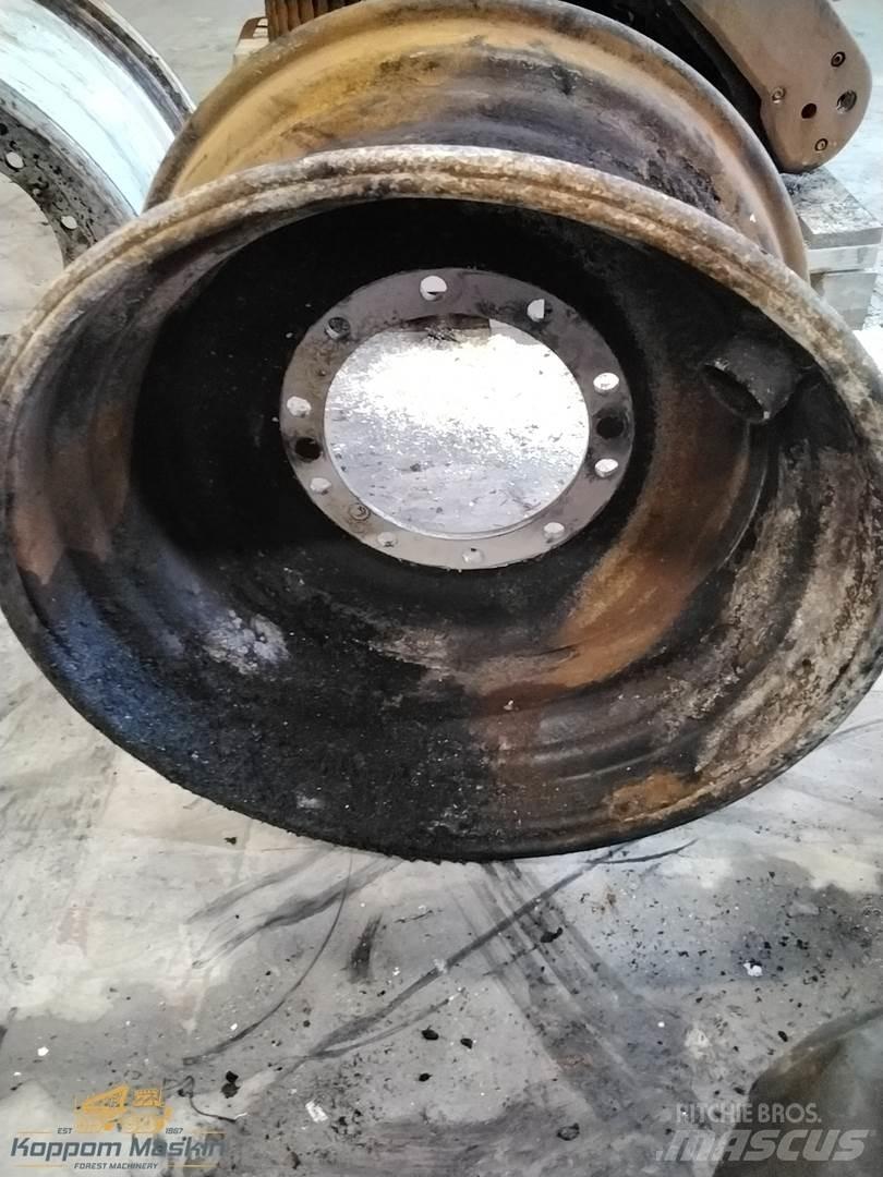 Sampo Hr46x 15x28 Dekk, hjul og felger