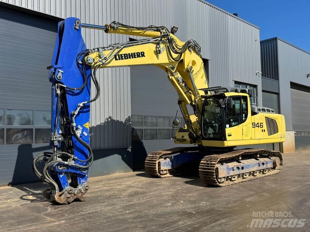 Liebherr R946 Spesialtilpassede gravemaskiner