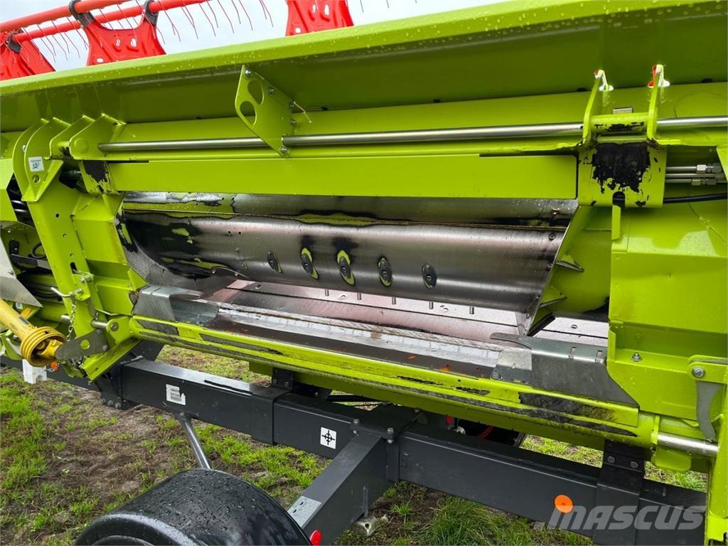 CLAAS Lexion 5300 Skurtreskere