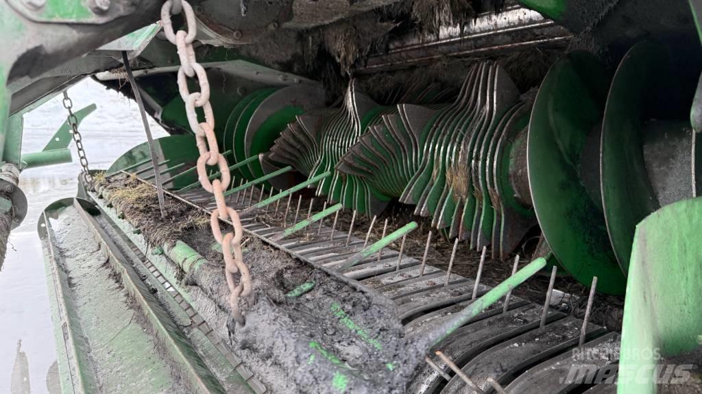 John Deere C 441 R Rundballepresser