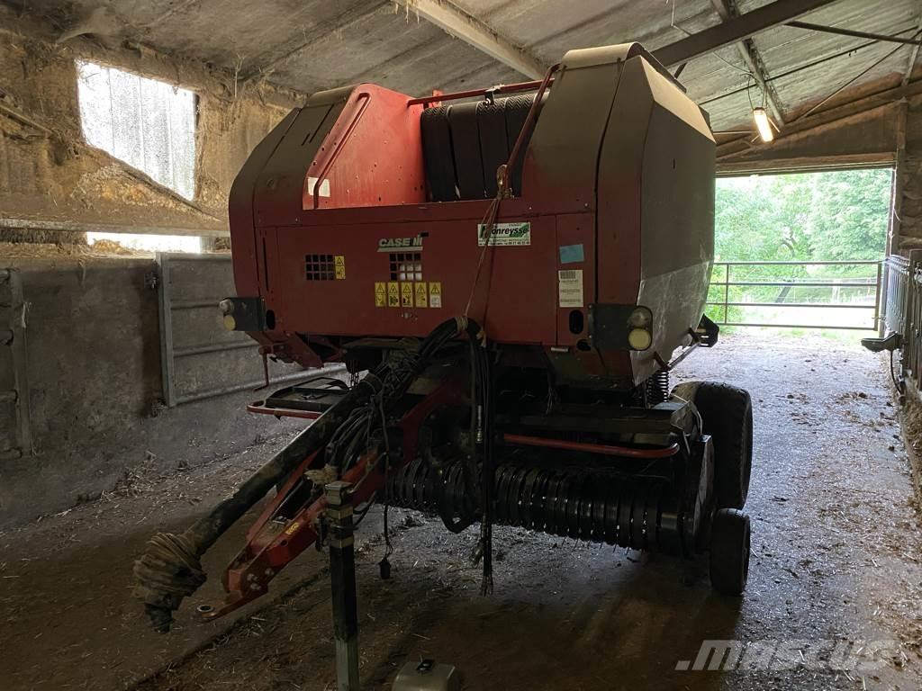 Case IH RBX 452 Rundballepresser