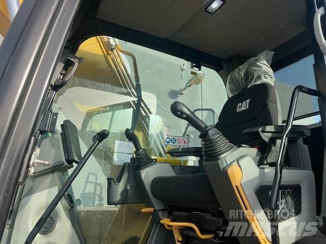CAT 317 Beltegraver