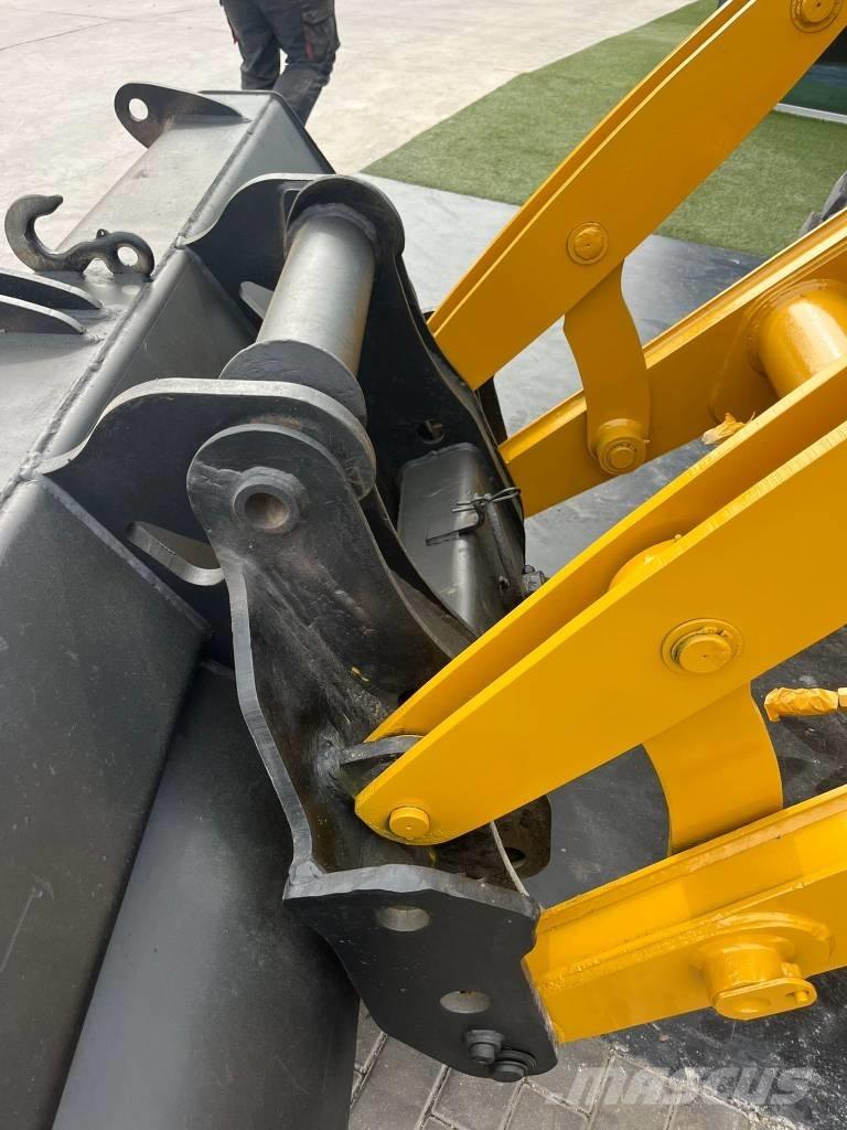 CAT 432 E Traktorgravere