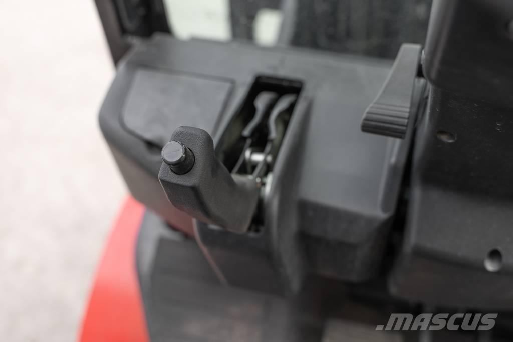 Manitou MI 30 D Diesel Trucker