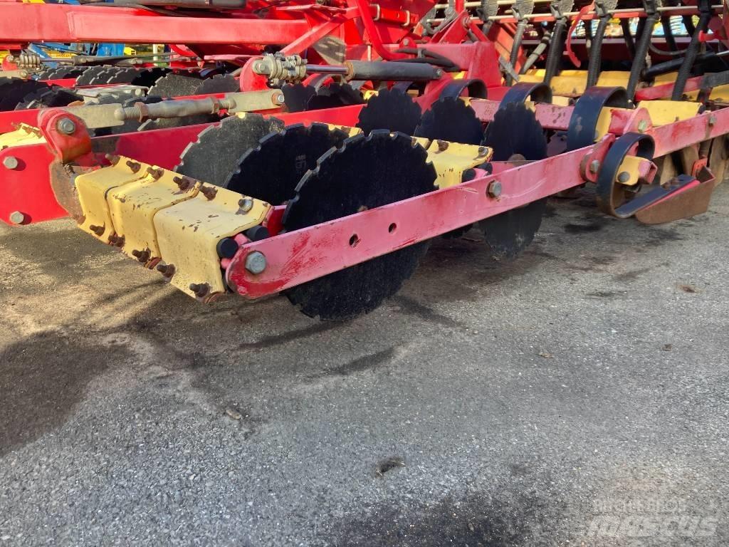 Väderstad Rapid 400C Kombinerte såmaskiner