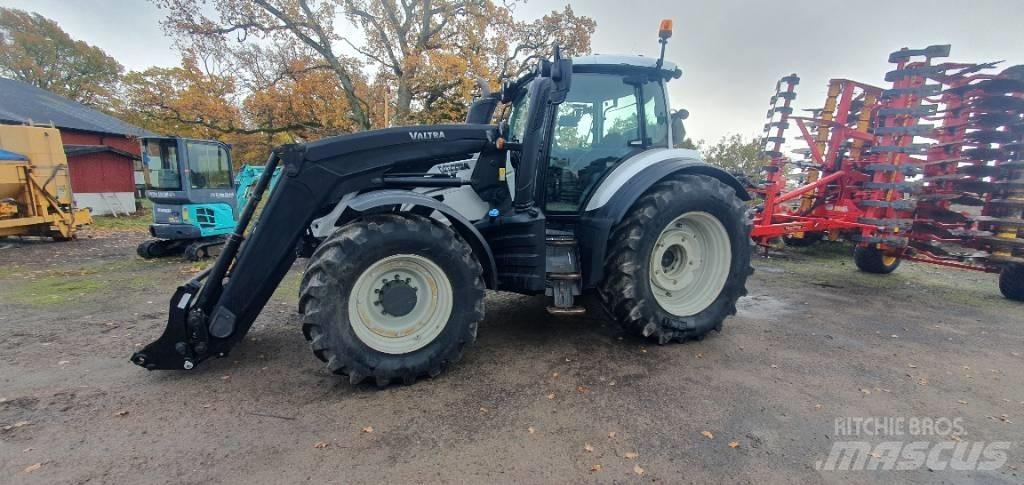 Valtra T 234 Versu Traktorer