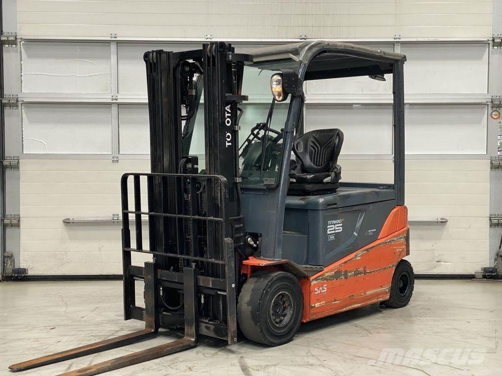 Toyota 8FBMT25 Elektriske trucker
