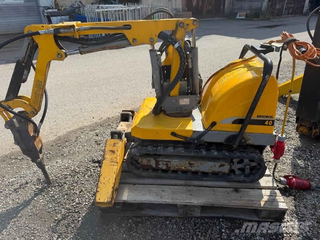 Brokk 40 Gravemaskiner for riving