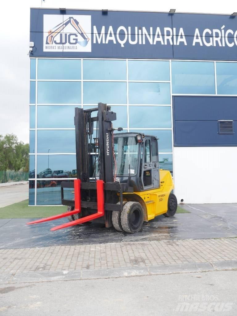 Hyundai 50 D-9 Diesel Trucker
