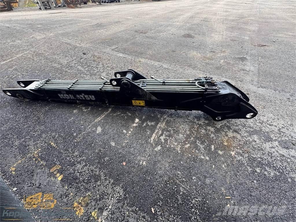 Komatsu 130F Lassbærere