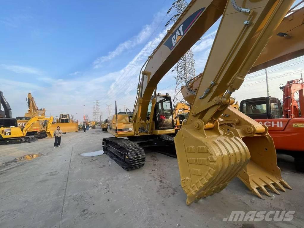 CAT 320 B Beltegraver