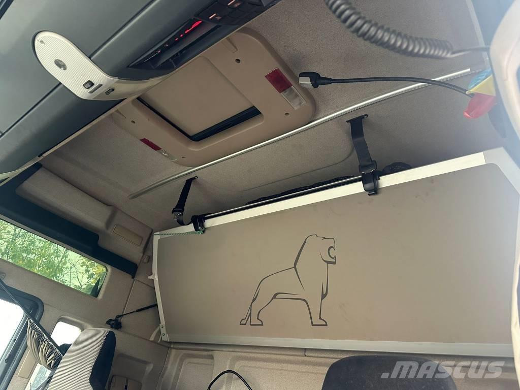 MAN TGX 33.500 Spesialbiler for transport av skogsmaskiner