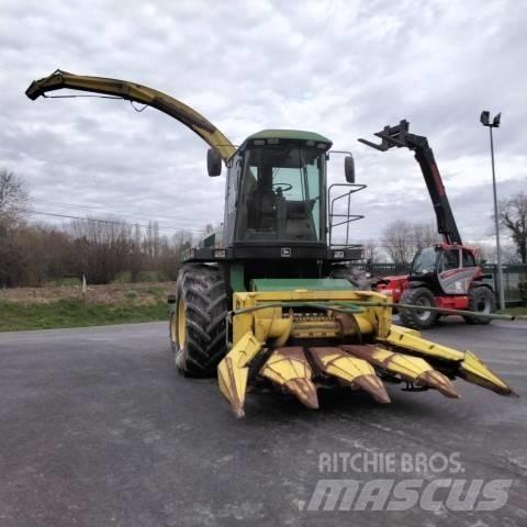 John Deere 6610 Selvdrevne fôrhøstere