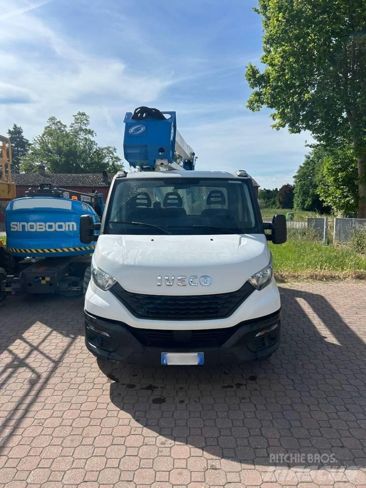 Socage 20D Bilmontert lift