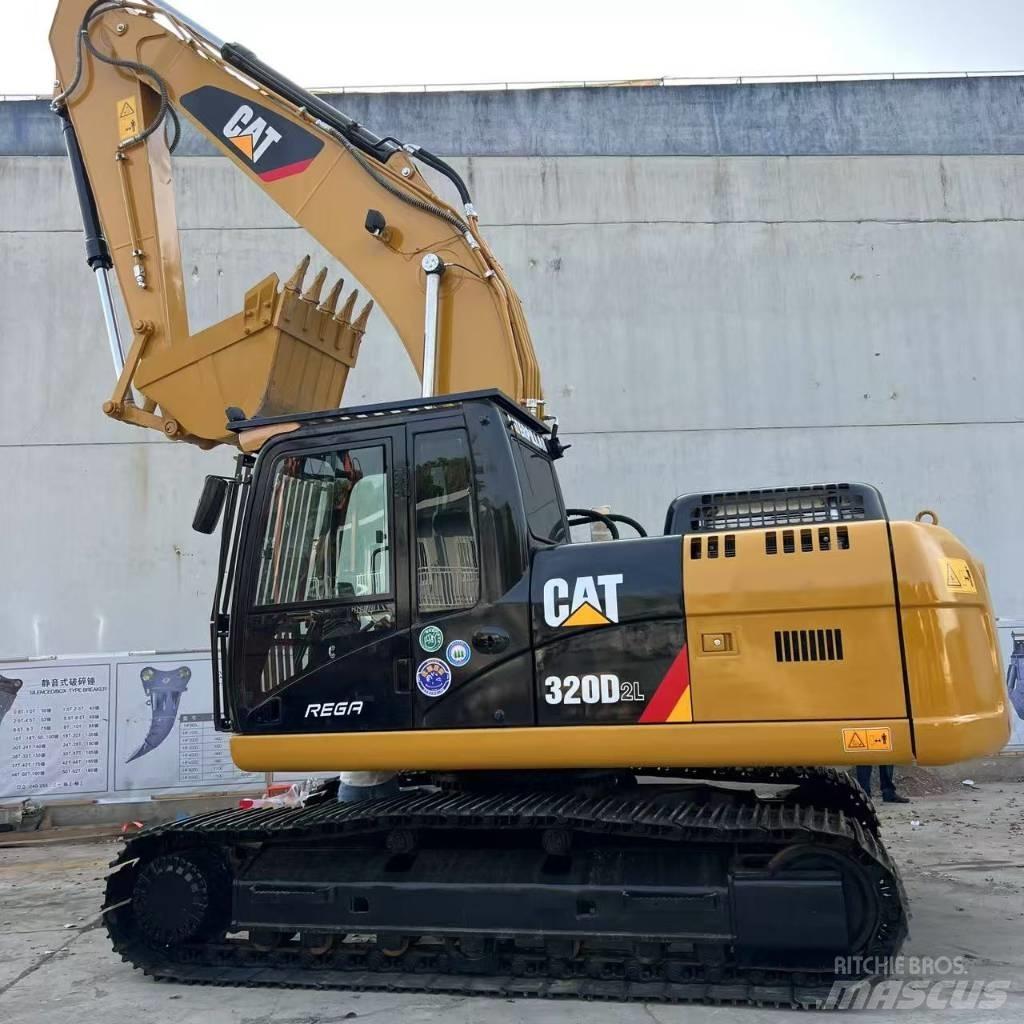 CATERPILLR 320d2 Midigravere 7 - 12t