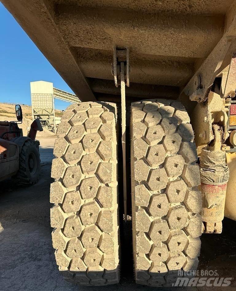 CAT 769 D Tipptrucker