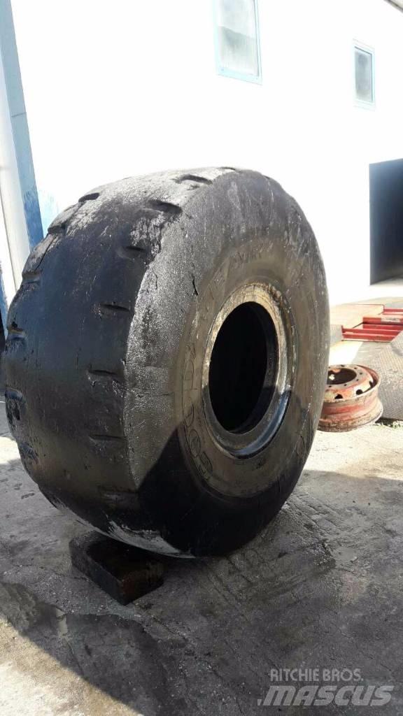 Goodyear 29,5R25 Dekk, hjul og felger
