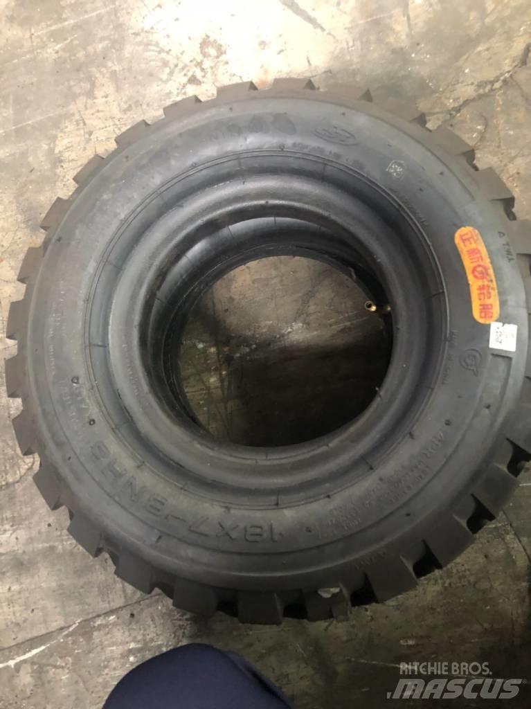  Cheng Shin 18x7-8 Dekk, hjul og felger