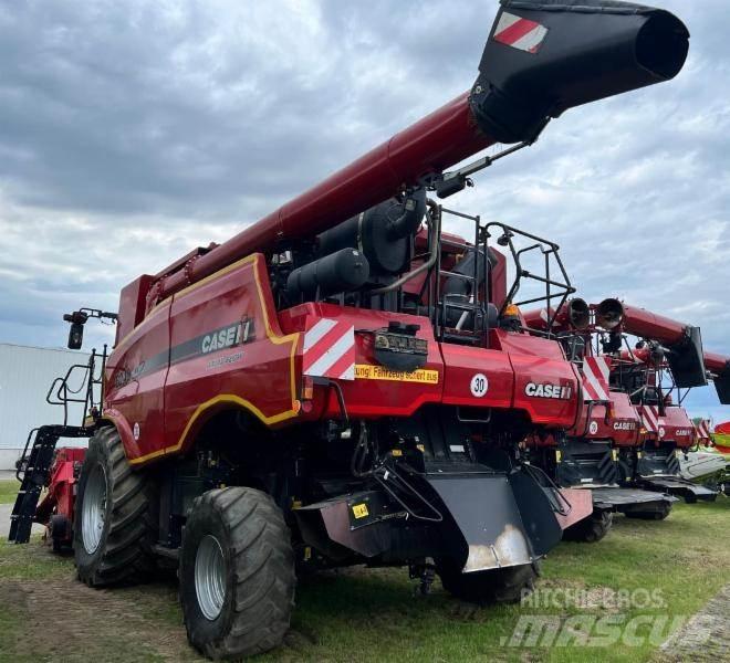 Case IH 8240 Skurtreskere