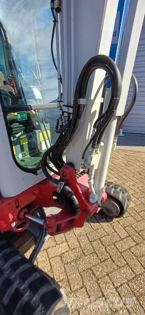 Takeuchi TB 225 Minigravere <7t