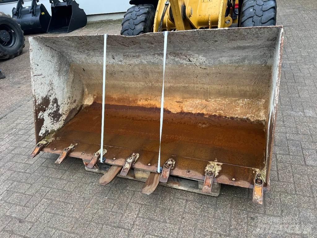 CAT 908M Hjullastere