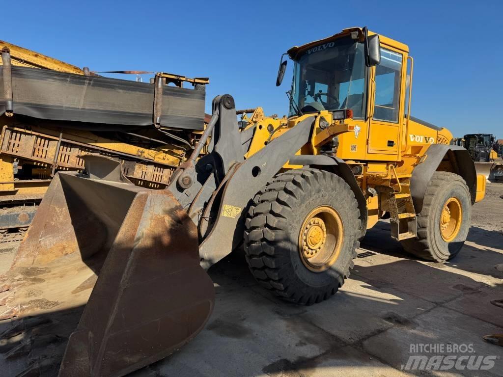 Volvo L 90 E +Mérleg Hjullastere