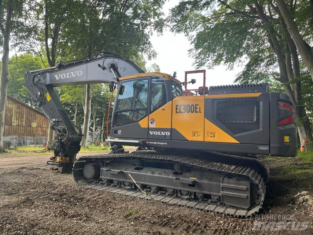 Volvo EC 300 Beltegraver
