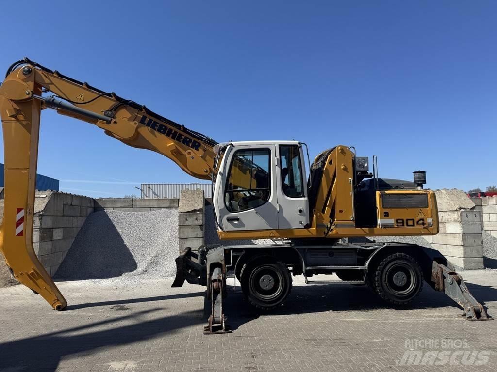 Liebherr A 904 C Gravemaskiner for avfallshåndtering