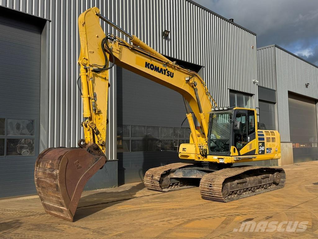 Komatsu PC240LC-10 Beltegraver