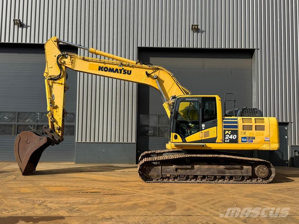 Komatsu PC240LC-10 Beltegraver