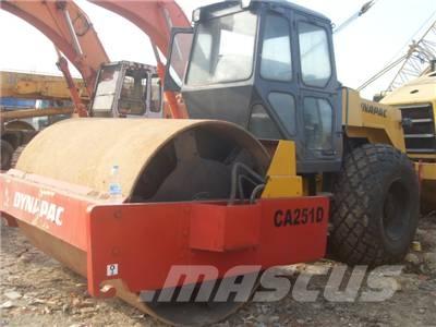 Dynapack CA 251 D Valsetog