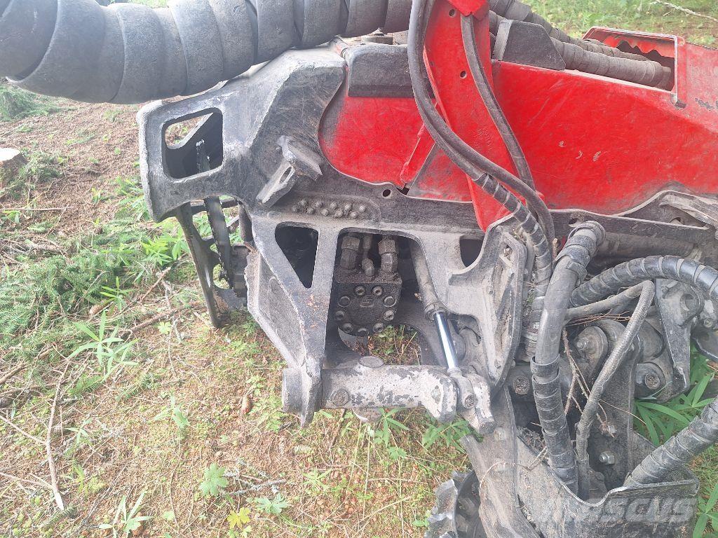 Komatsu 911 Hogstmaskiner