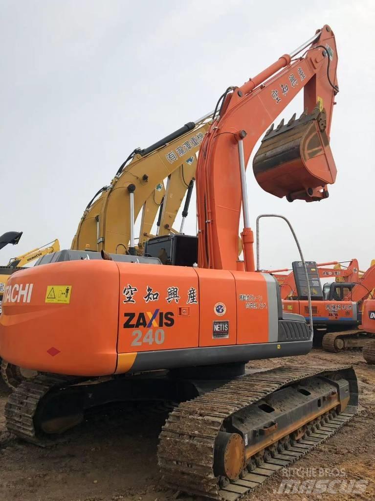 Hitachi 240 Beltegraver