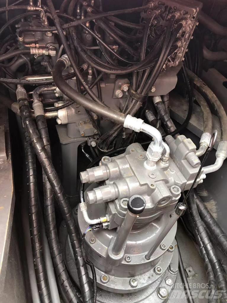 Hitachi 240 Beltegraver