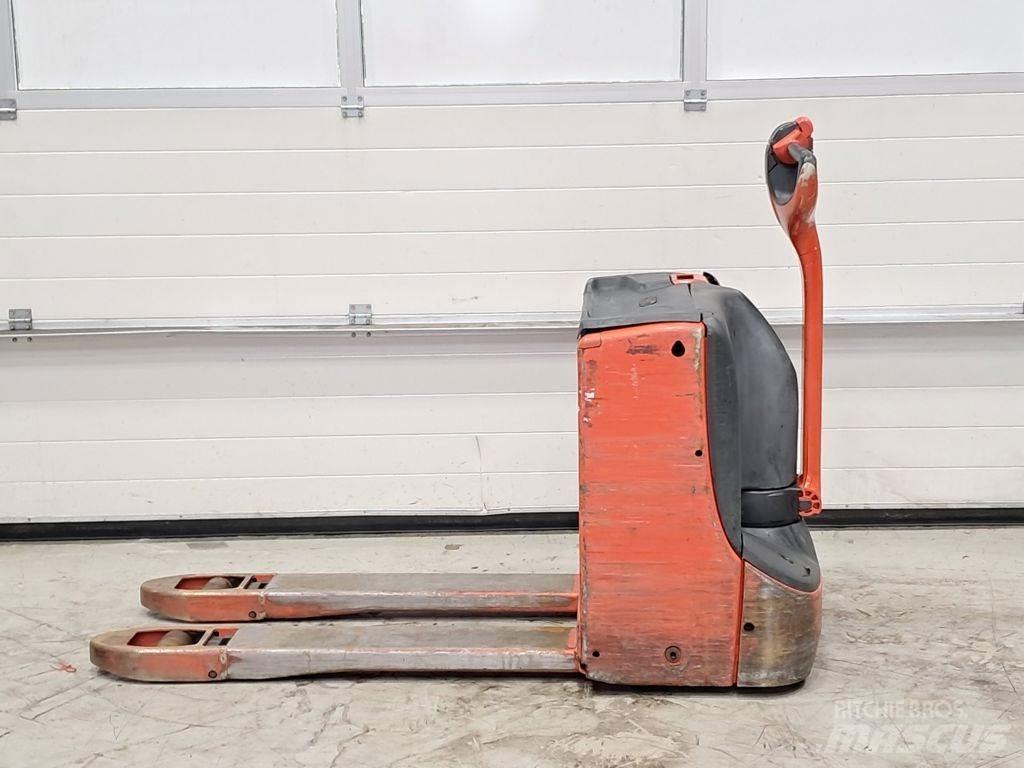 Linde T16 Lavtløftende truck