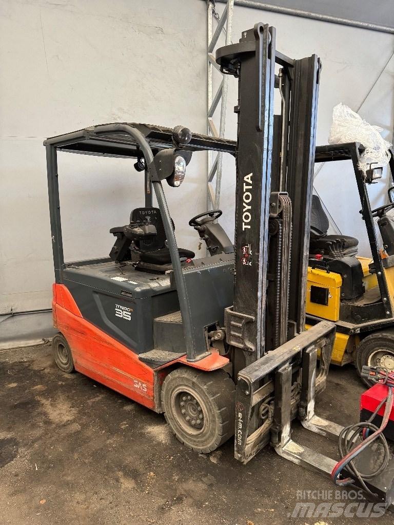 Toyota 8FBMT35 Elektriske trucker