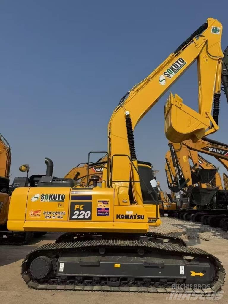 Komatsu 220-8 Beltegraver