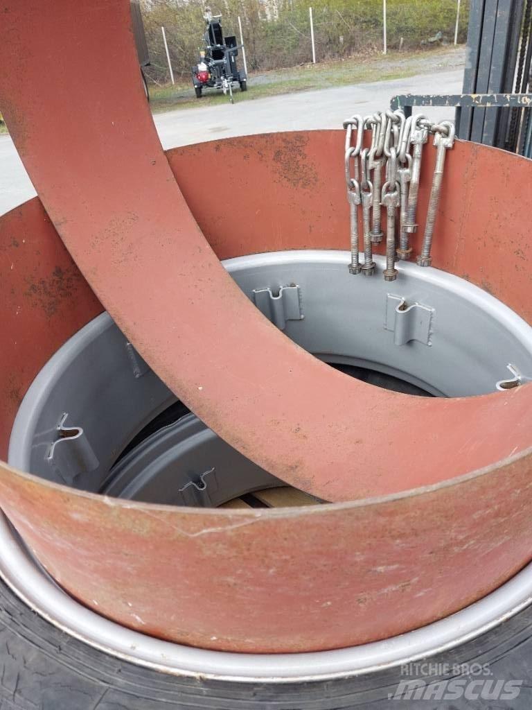  Levikepyörät 18.4R34 Dekk, hjul og felger
