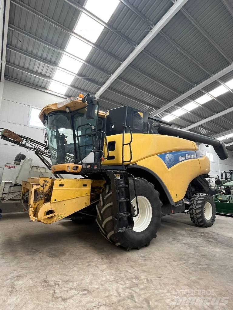 New Holland CR 9080 Skurtreskere