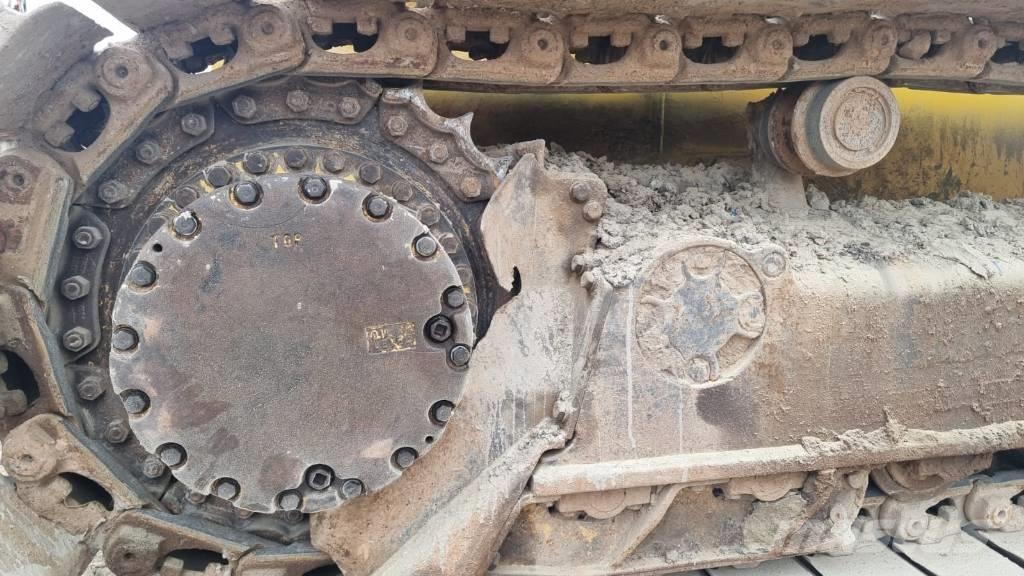 Komatsu D 51 EX-22 Dozere Beltegående