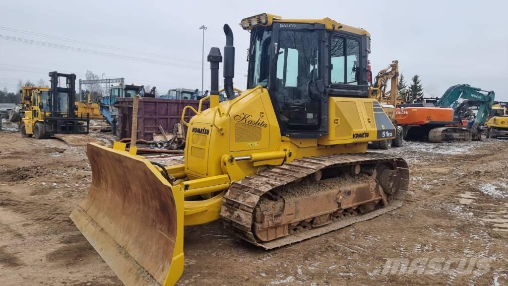 Komatsu D 51 EX-22 Dozere Beltegående