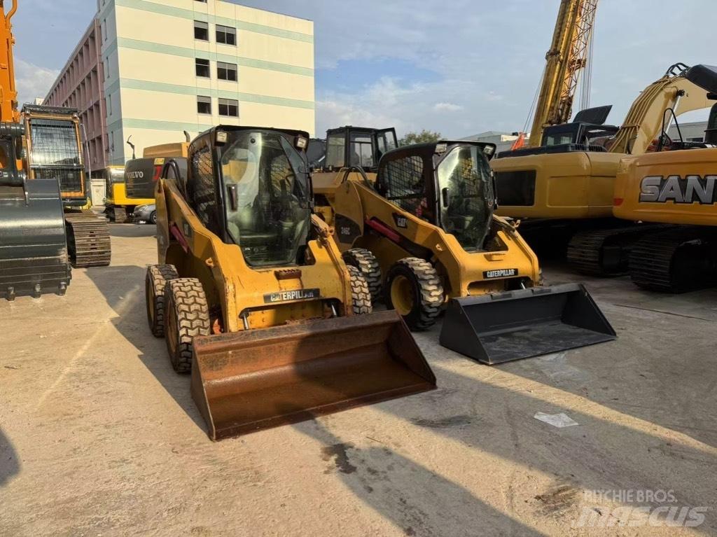 CAT 246 C Kompaktlastere