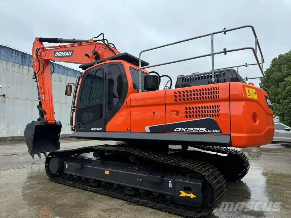 Doosan DX 225 LC-9C Beltegraver