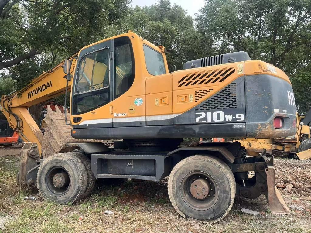 Hyundai R210W-9 Hjulgravere