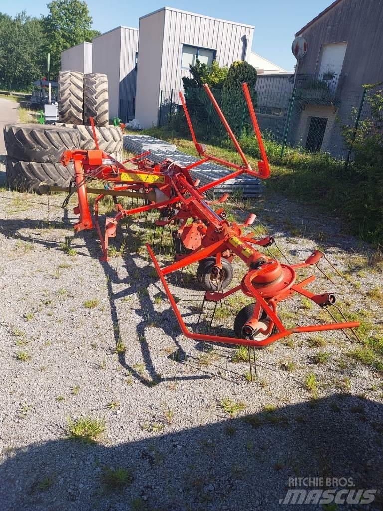 Kuhn GF 5801 MH Raker og høyvendere