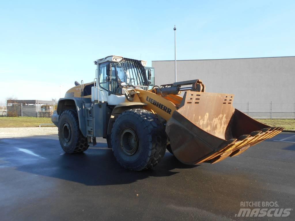 Liebherr L 586 Hjullastere