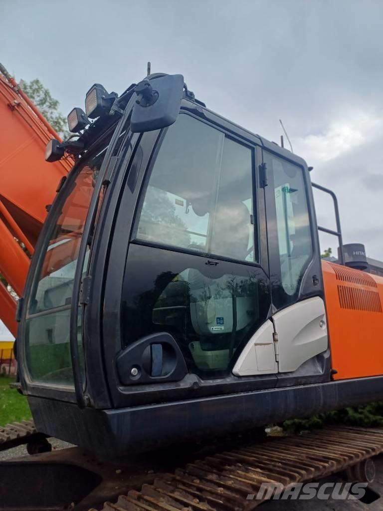 Hitachi ZX350 Hjullastere