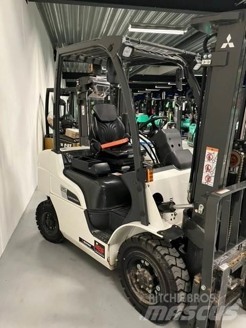 Mitsubishi FD25N3 Diesel Trucker